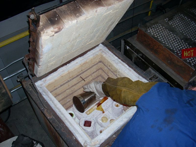 کوره ذوب شیشه